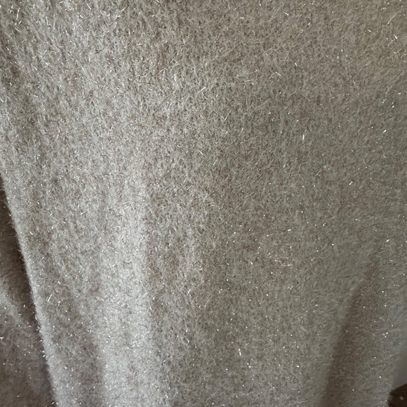 Christie Brinkley Sweater - Picture 3 of 4